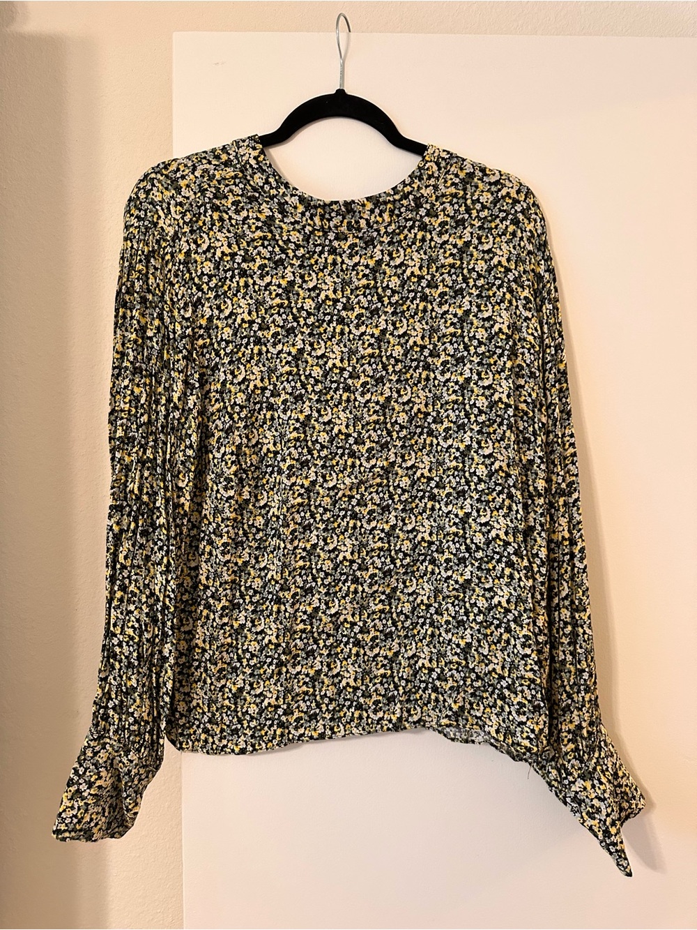 H&M Yellow and Black Floral Pleated Long-Sleeve Blouse